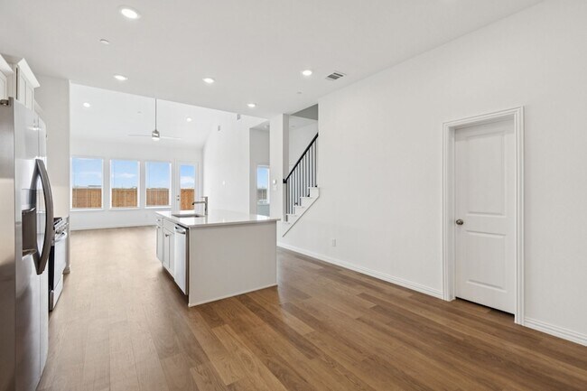 Building Photo - 3540 Pierce Ln