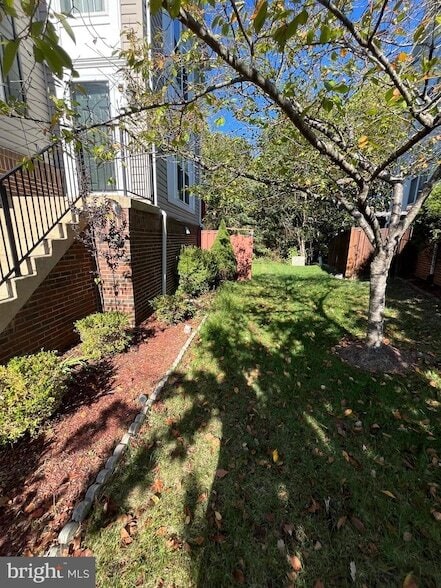 Building Photo - 13044 Rose Petal Cir