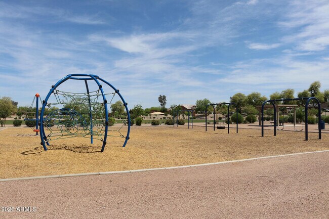 Building Photo - 2372 E Dust Devil Dr