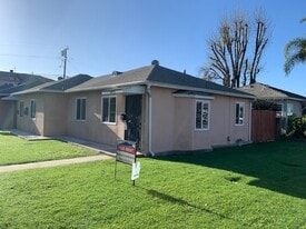 Building Photo - 11734 1/2 Lakewood Blvd