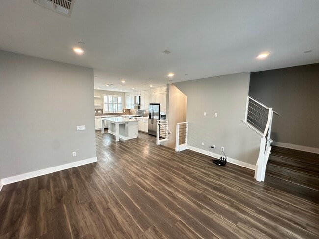 Building Photo - Cessna Lane