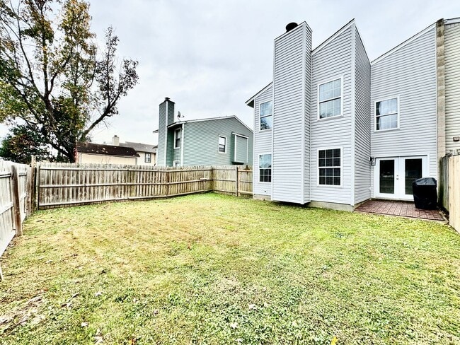 Building Photo - Updated & Ready For You On 12-05-25! A Pet...