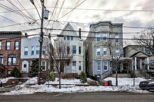 Building Photo - 221 Shippen St