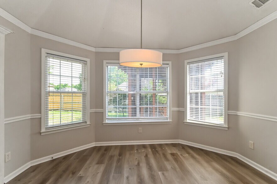 Building Photo - 6341 Fairway Heights Cove