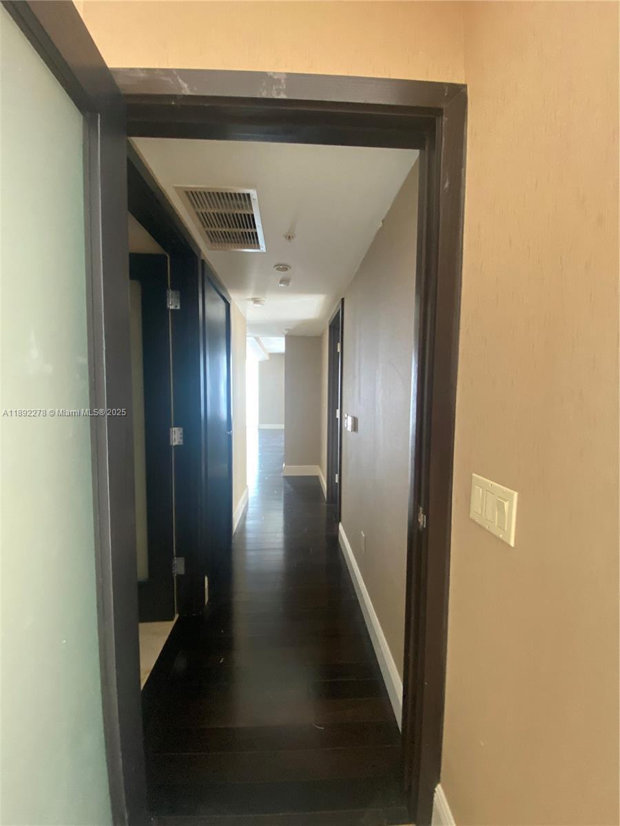 Building Photo - 185 SW 7th St