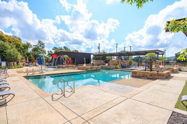 Building Photo - Lease Home in Comal County is Ready for Im...