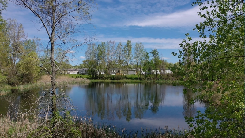 Building Photo - 197 Parker Lake Dr