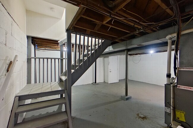 Building Photo - 3541 York St