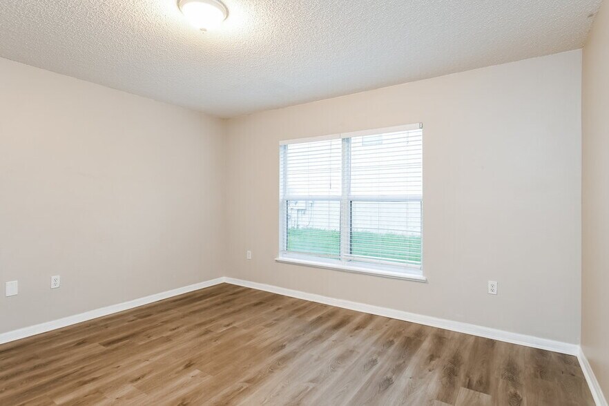 Building Photo - 5309 Sunset Canyon Dr