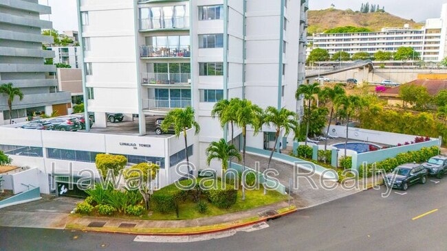 Building Photo - 710 Lunalilo St