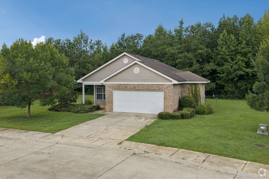 Alternative Image - Hargrove Estates