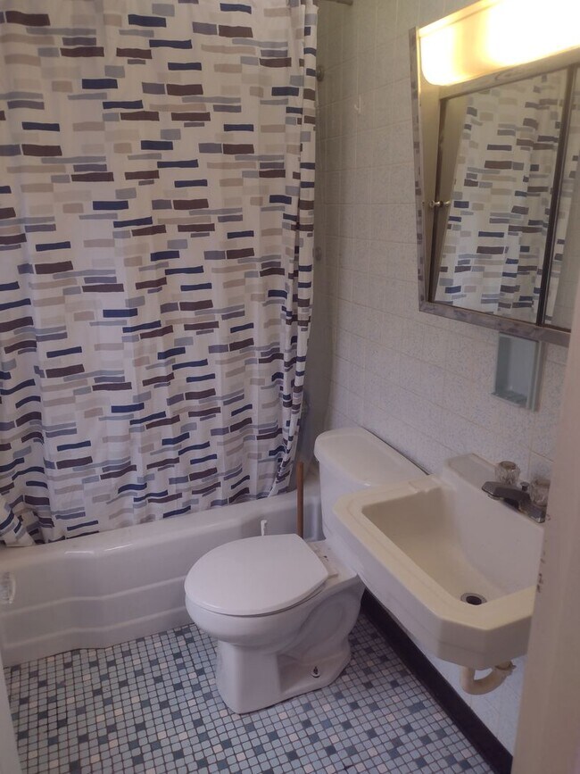 Building Photo - Beautiful Apartment for Rent