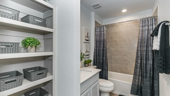 Building Photo - 1106 Briscoe Ct