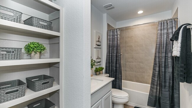 Building Photo - 7918 Murciana Dr