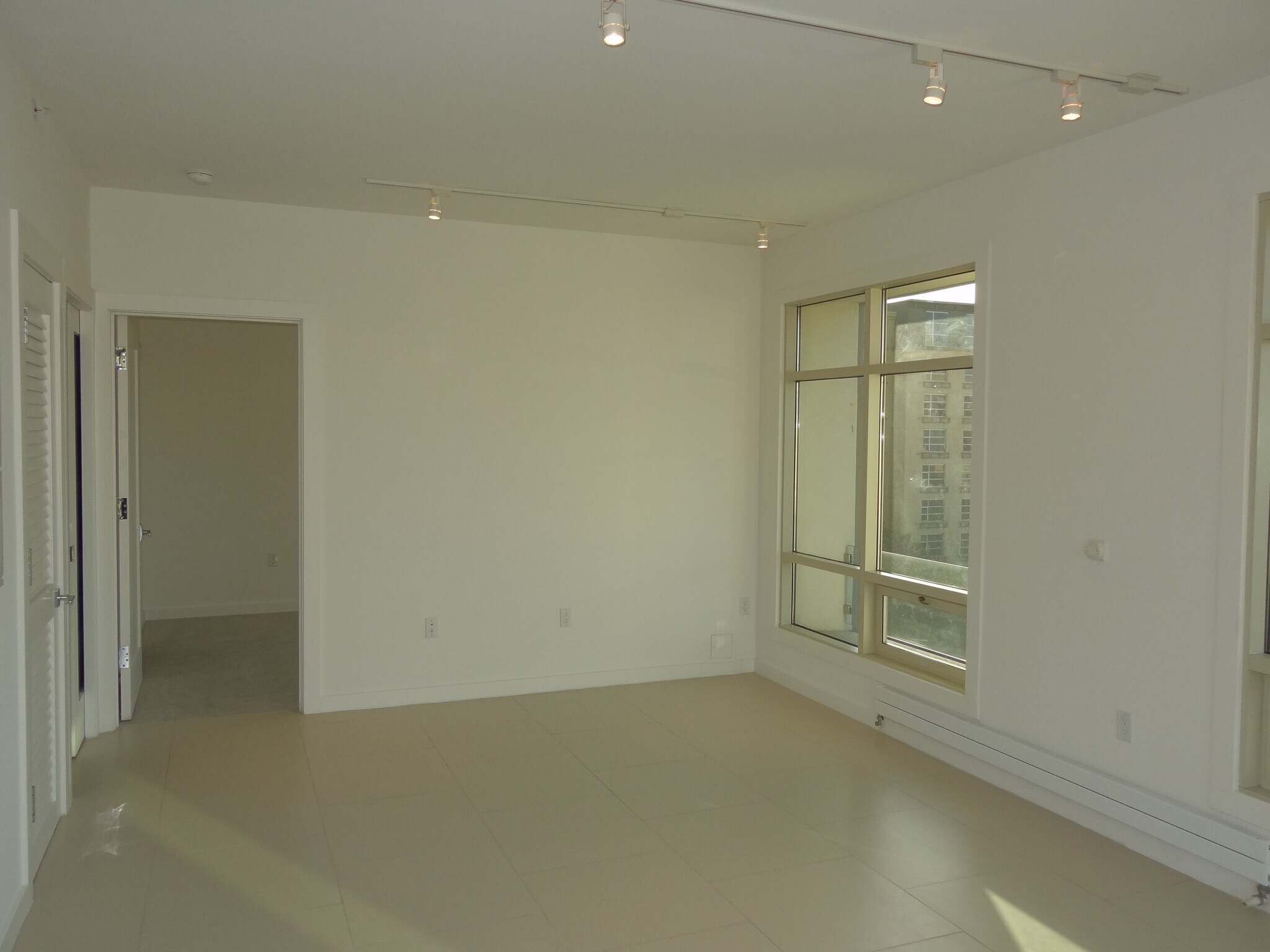 Building Photo - 1868 Van Ness Ave