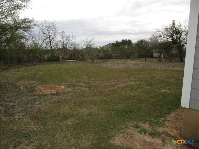 Building Photo - 2279 Eastman Ave