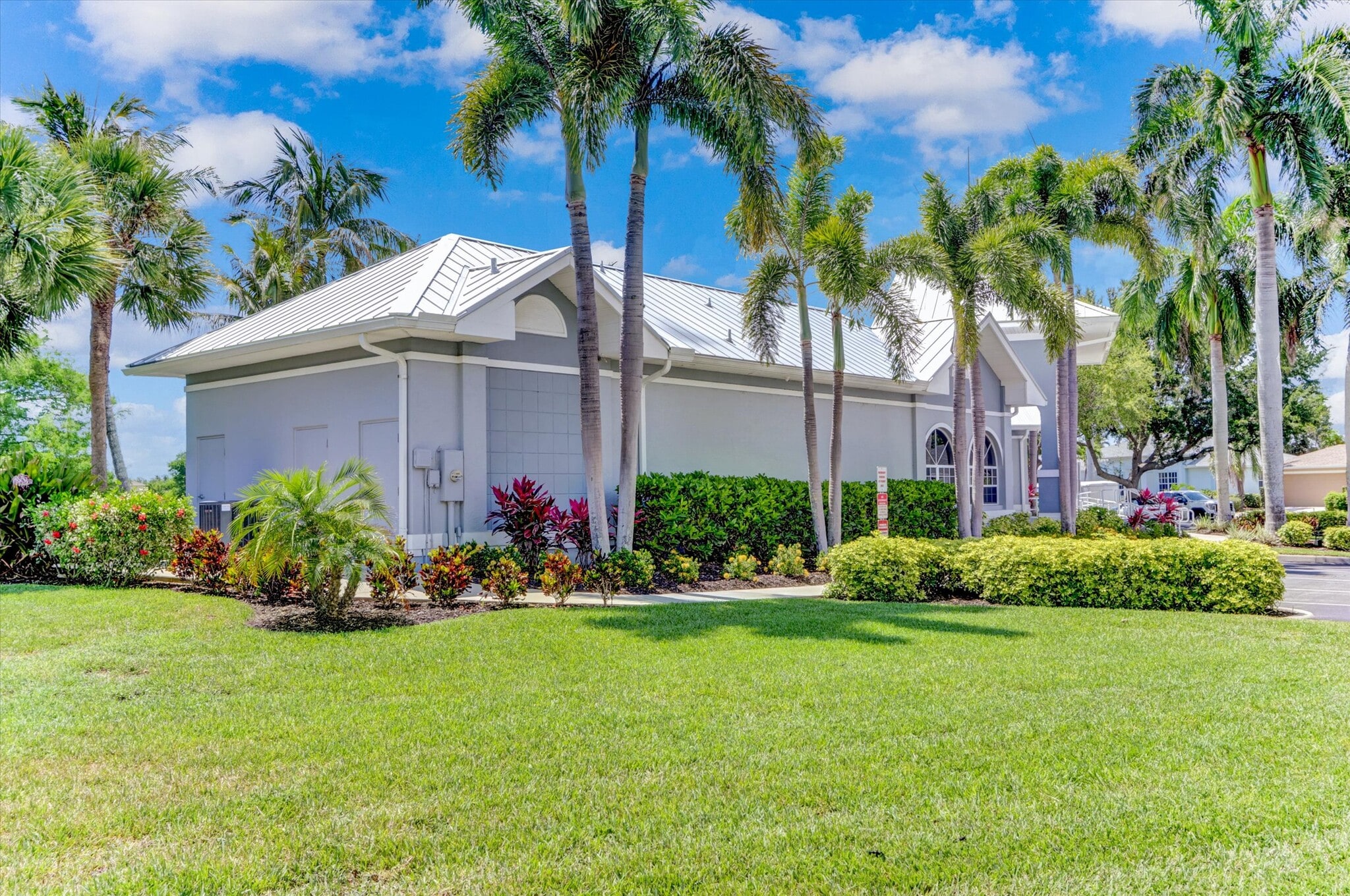 Building Photo - 16901 Colony Lakes Blvd