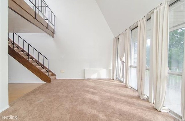 Building Photo - 1965 Orleans St