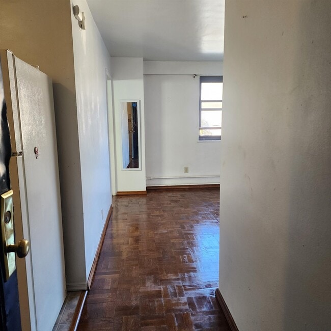 Building Photo - 6515 JFK Blvd E