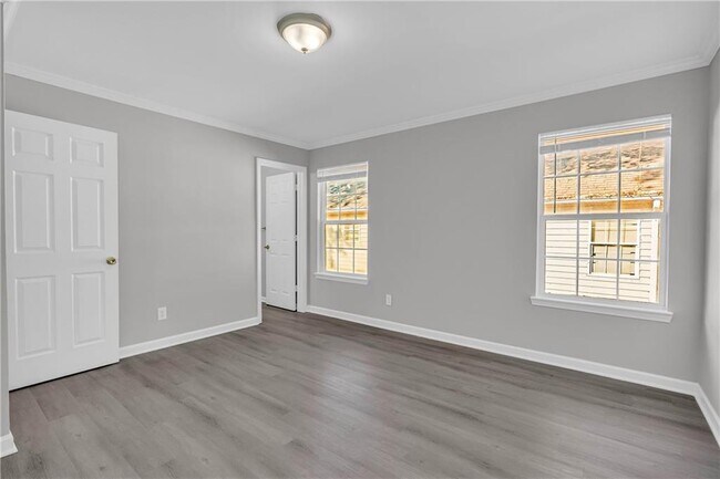 Building Photo - 1040 Thomasville Estates Wy SE