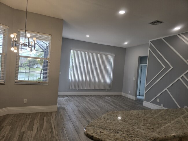 Building Photo - 1028 Port Orange Ct