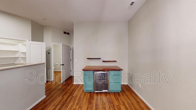 Building Photo - 2018 Phillips Alley