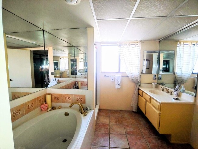 Building Photo - 69940 Los Cocos Ct