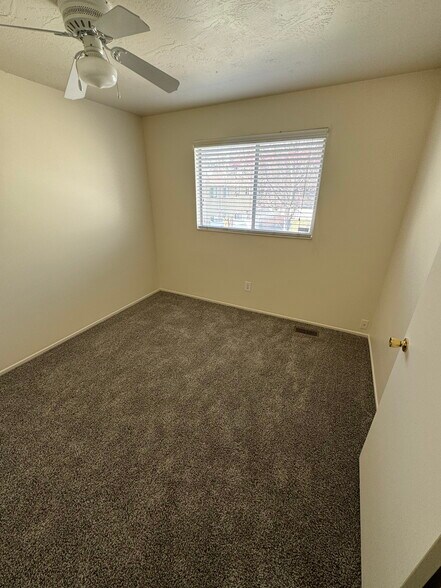 Building Photo - 841 E Arcadia Green Way
