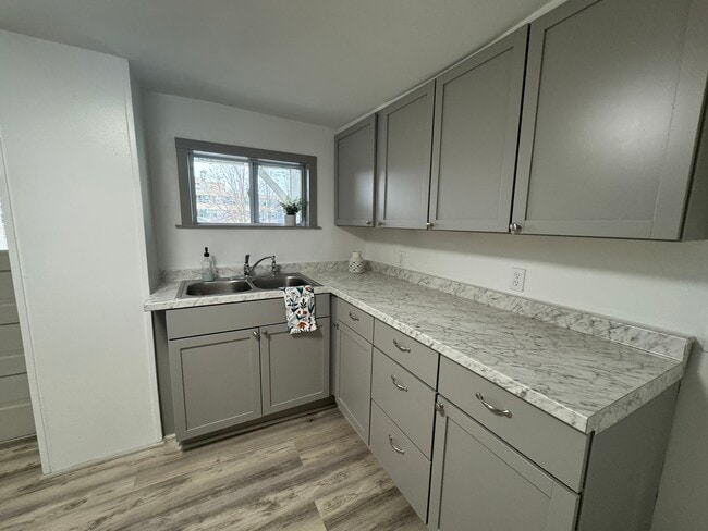 Kitchen/Dining Room View 2 - 218 Pleasant St