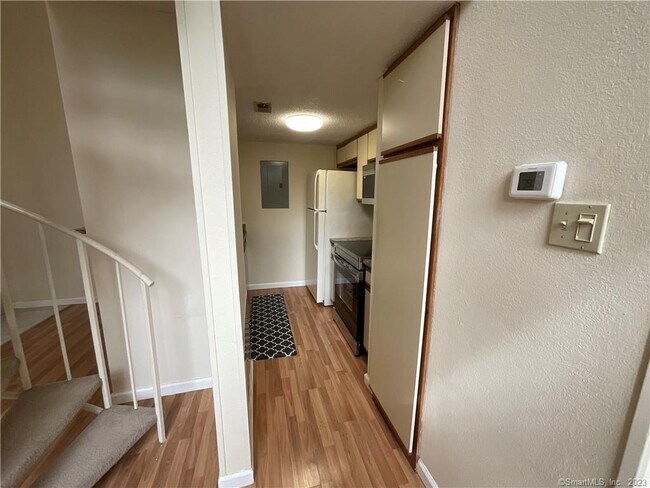 Building Photo - 298 Carriage Crossing Ln