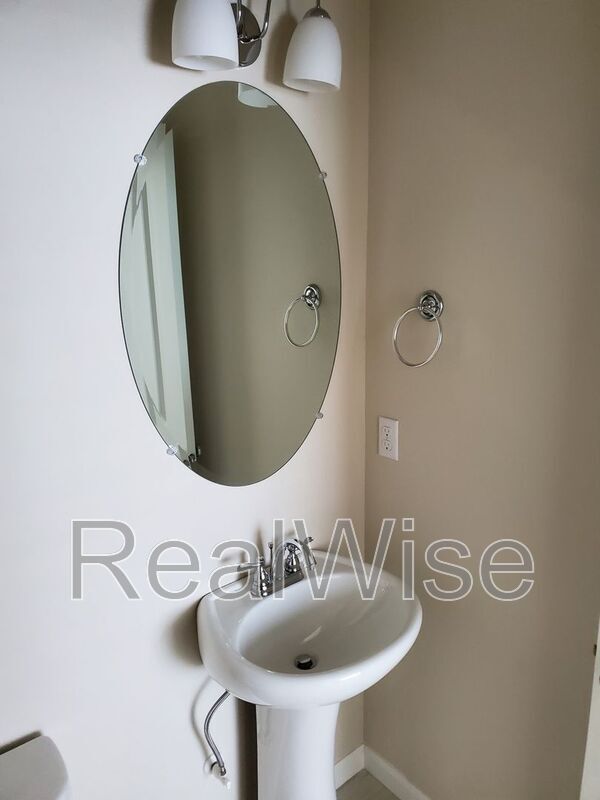 Building Photo - 16581 SW Blanton St