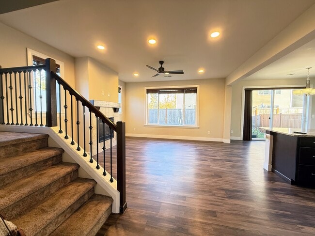 Building Photo - 13217 23rd Dr SE