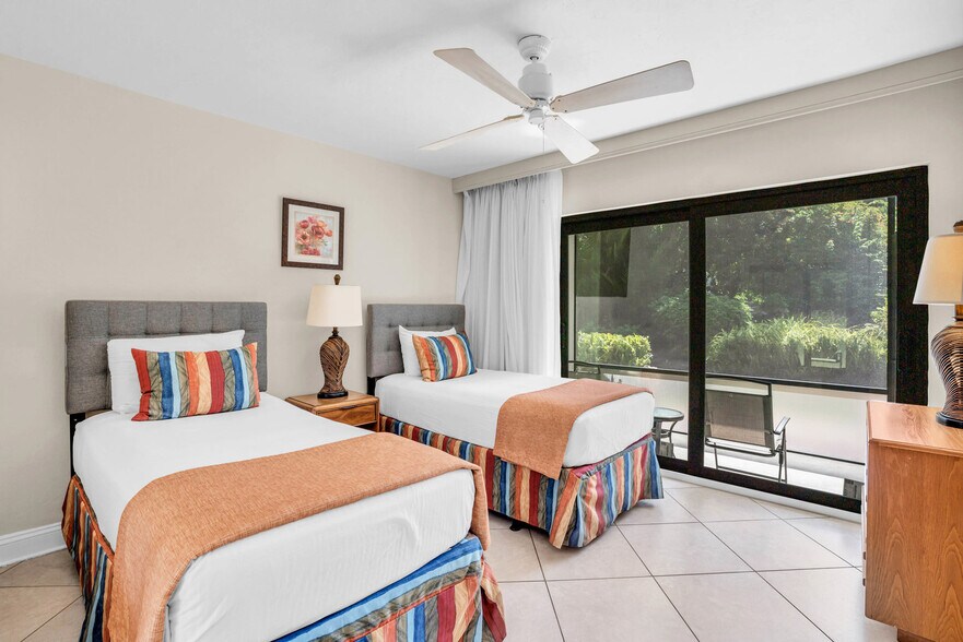 Building Photo - 600 Neapolitan Way