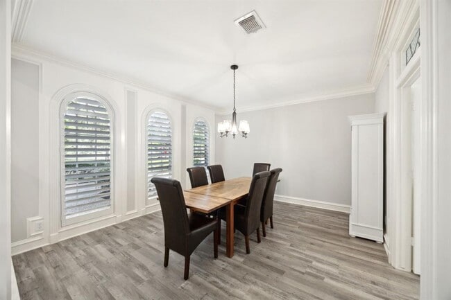 Building Photo - 1310 Kelliwood Oaks Dr