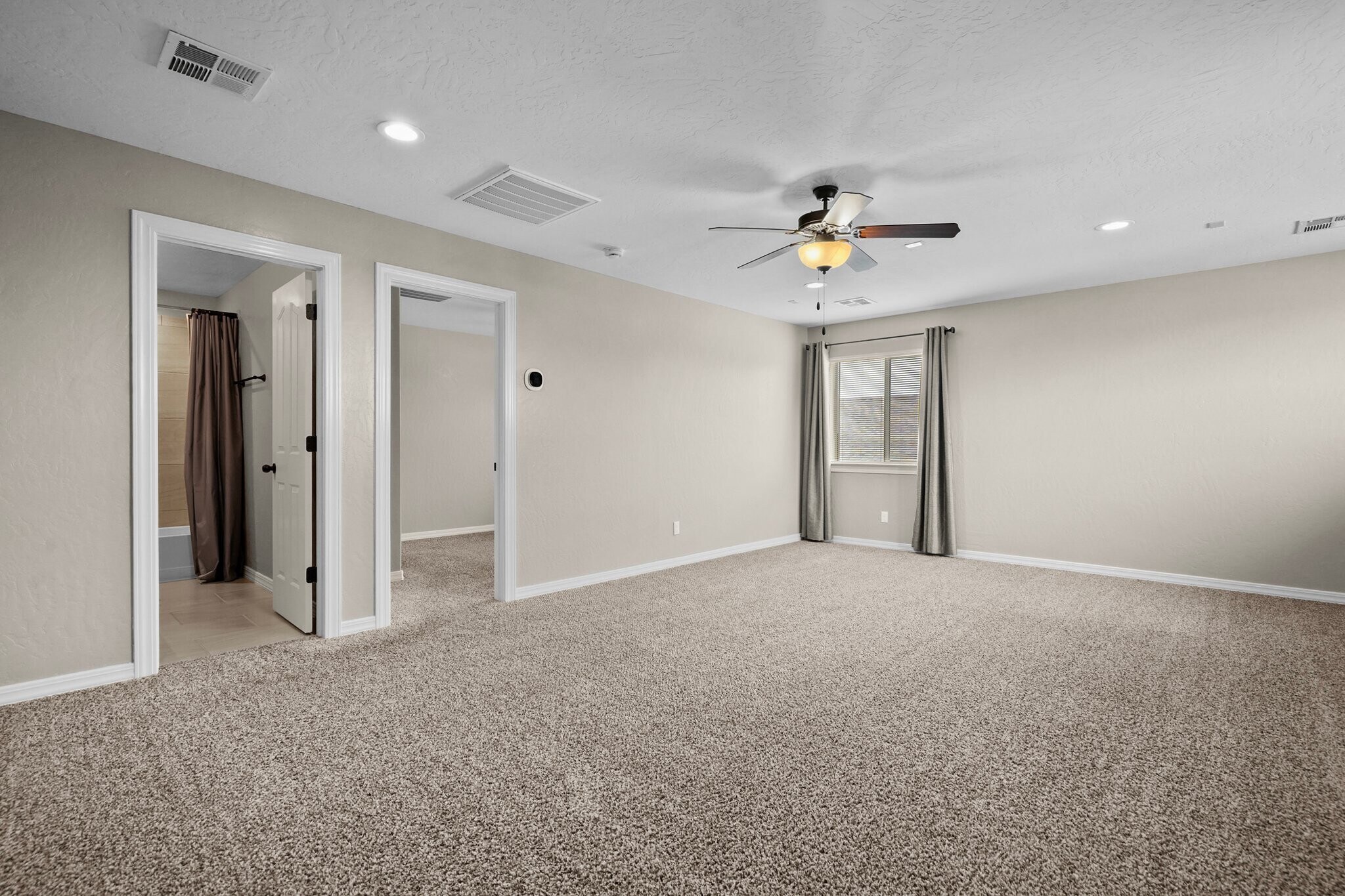 Building Photo - 12540 Arrow Weed Dr
