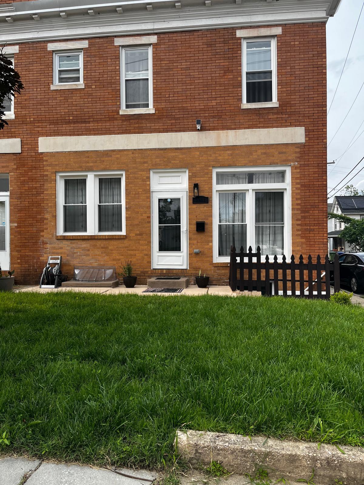 Building Photo - 2912 Grindon Ave