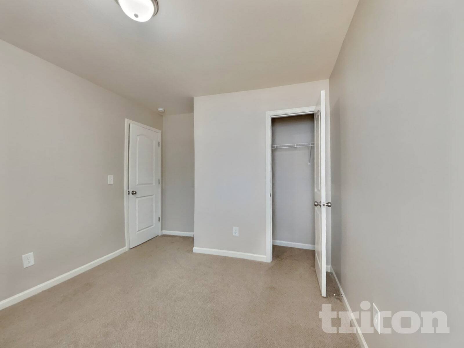 Building Photo - 129 Ridgemoore Ct