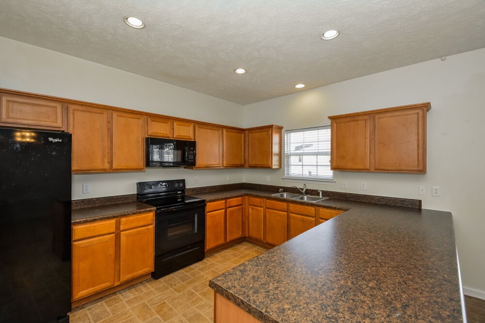 Building Photo - 3318 Perlino Dr