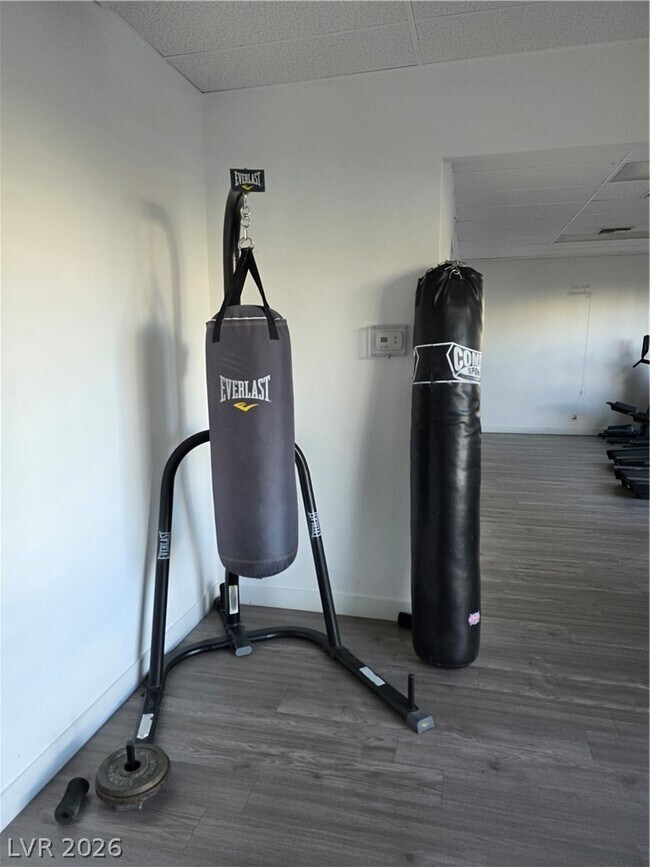 Building Photo - 3930 University Center Dr