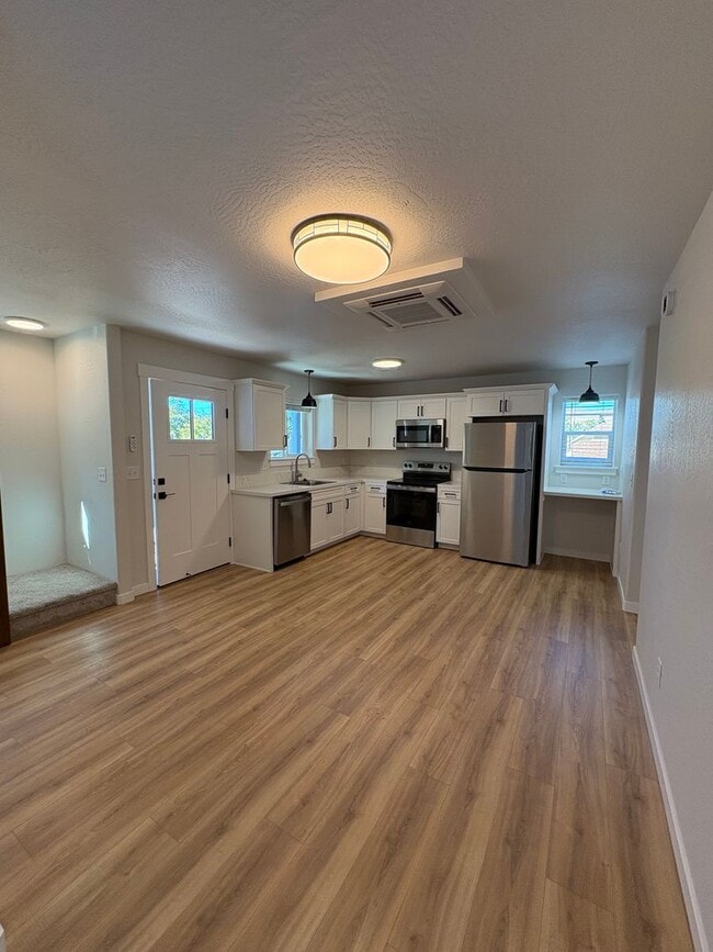 Building Photo - New Construction 3-bedroom, 2-bathroom townhouse