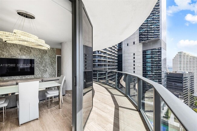 Building Photo - 45 SW 9th St