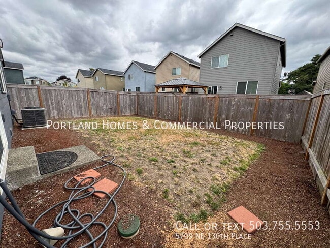 Building Photo - 5709 NE 130th Pl