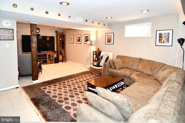 Building Photo - 3602 Sandy Ct
