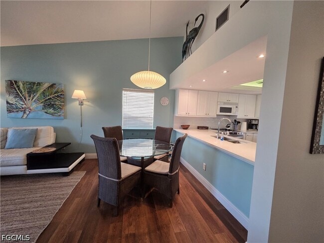 Building Photo - 14509 Aeries Way Dr