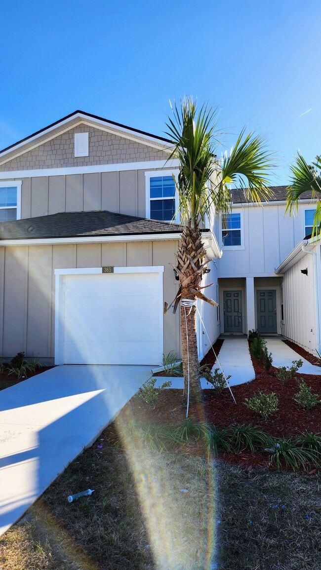 Building Photo - 365 Coastline Wy