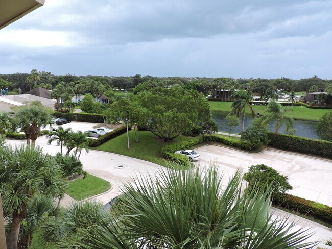 Building Photo - 701 Seafarer Cir