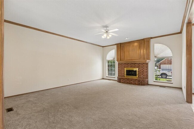 Building Photo - 2725 Blue Quail Pass