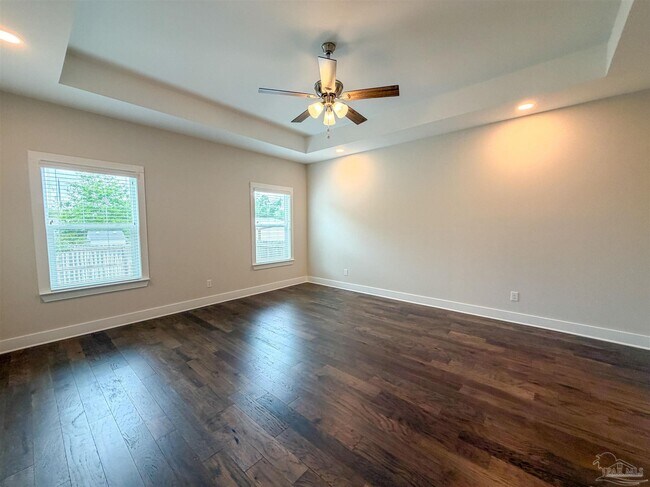 Building Photo - 5841 Winifred Ave