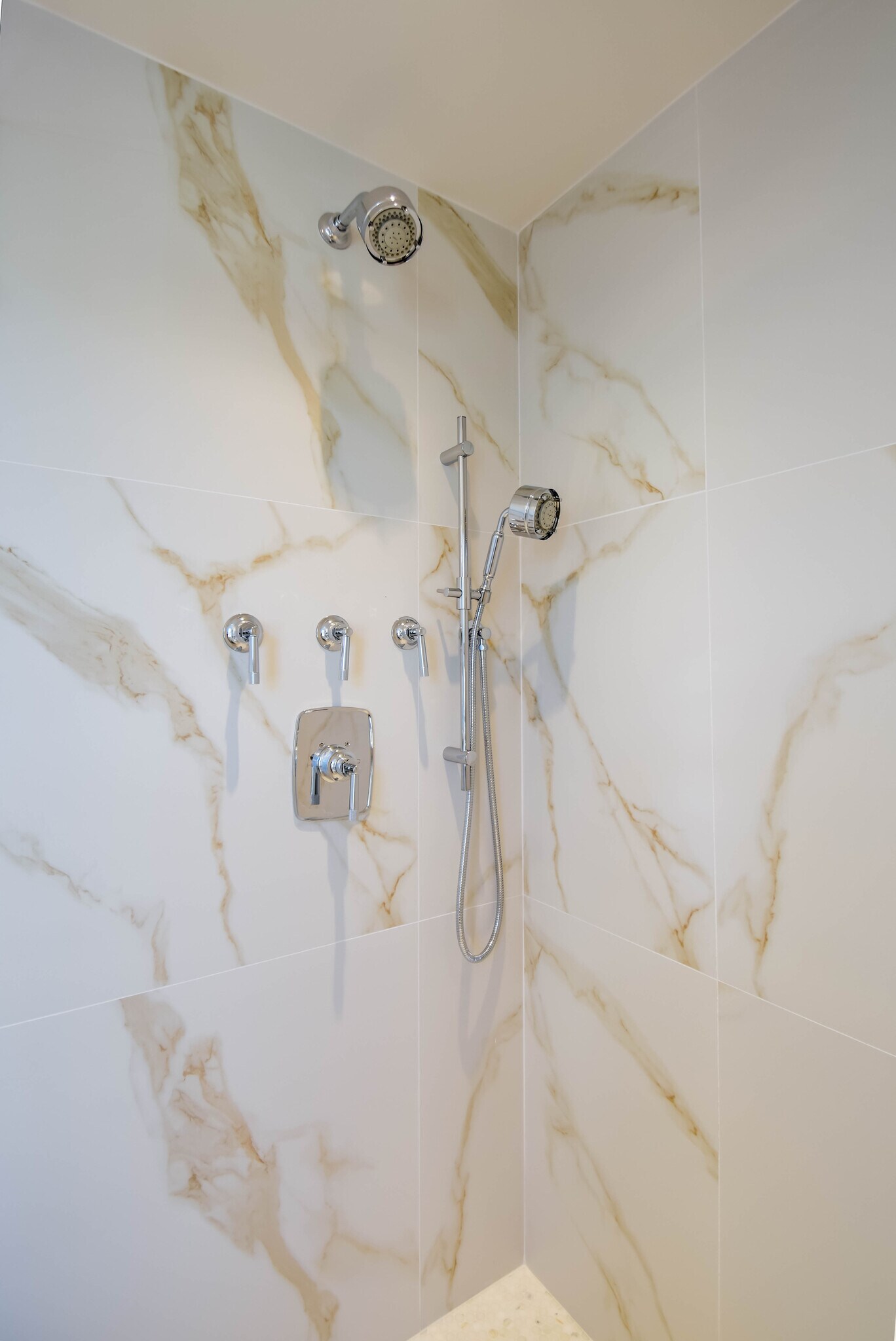 Building Photo - 116 Sherman St