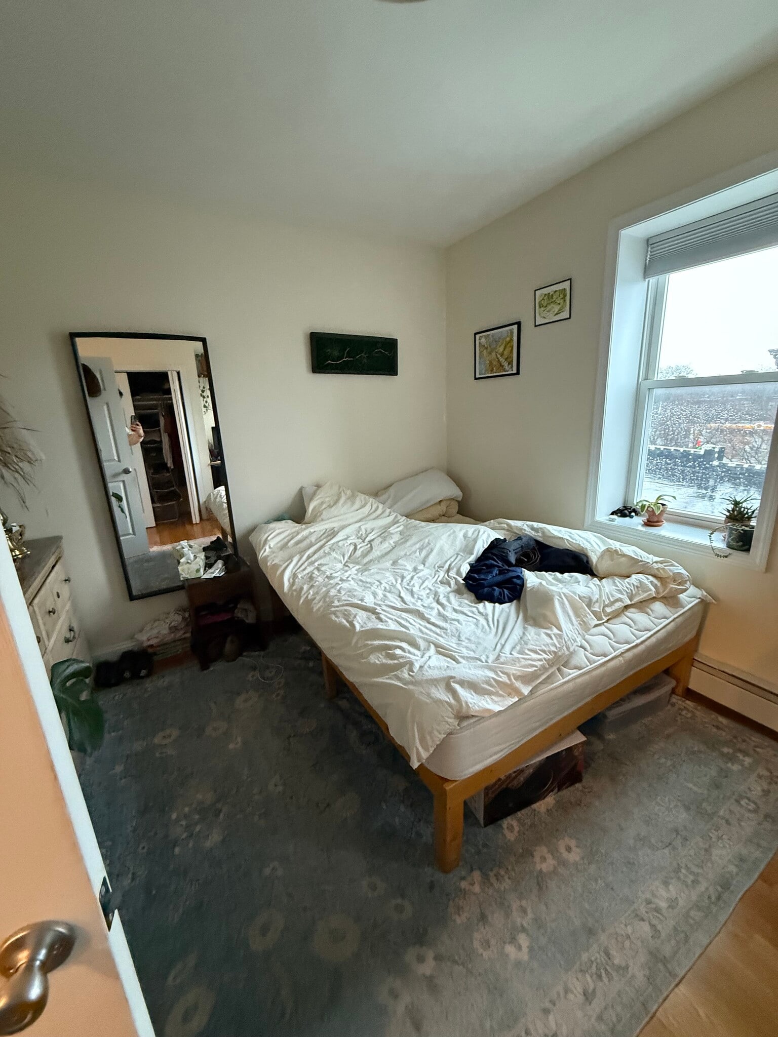 Building Photo - 1054 Cambridge St